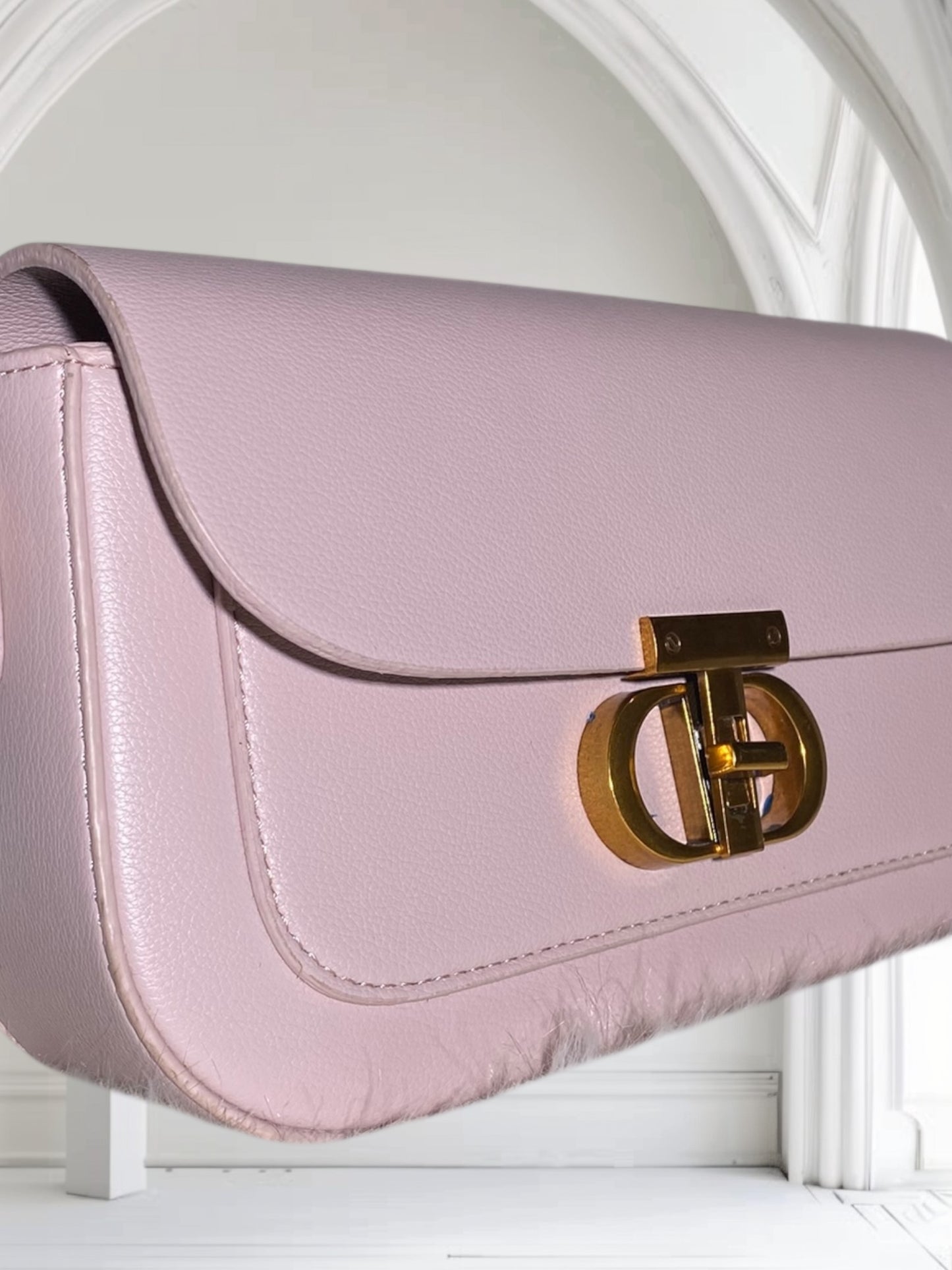 Dusty pink handbag