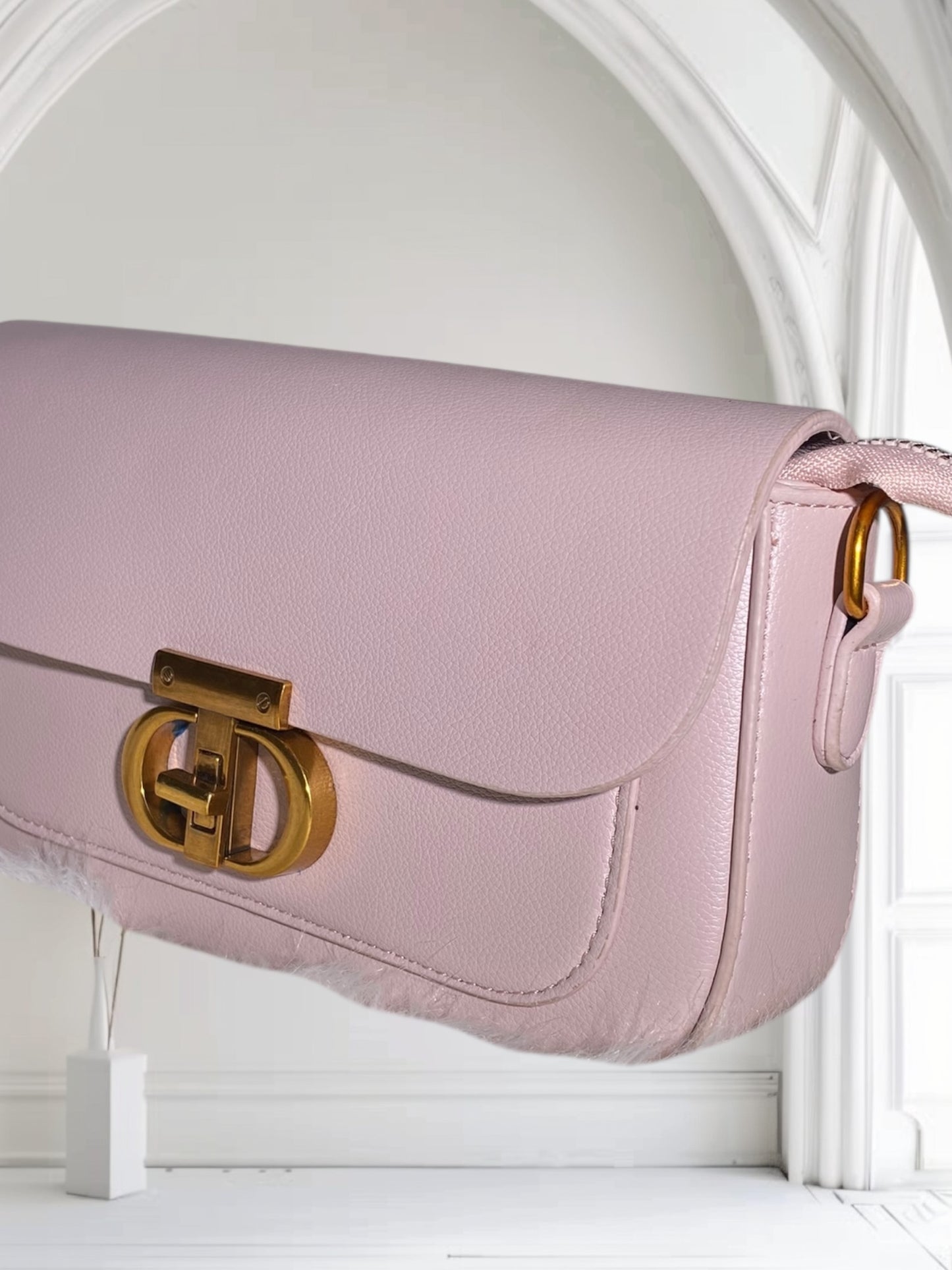 Dusty pink handbag